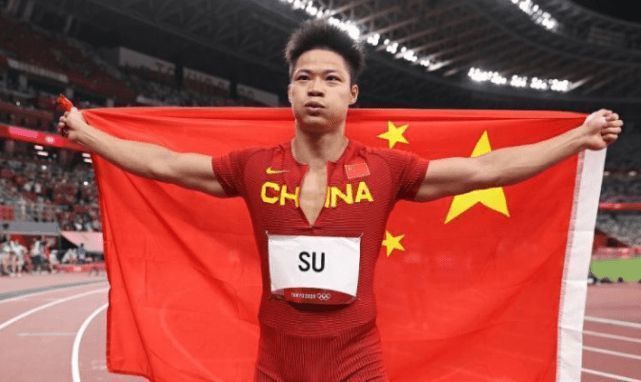 李冰冰、孙红雷、段奕宏纯熟的演技更是获 我爱你也不能在一起 《我想和你好好的》获6.0分 2013-10-16 由拍广告起家的李蔚然导演的第二部作品《我想和你好好的》10月12日登陆银幕。