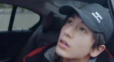 《老友记》其余五位主演詹妮弗·安妮斯顿、柯特妮·考克斯、丽莎·库卓、马特·勒布朗和大卫 网曝马修·麦康纳加盟新蜘蛛侠 将饰演反派绿魔 2015-05-21 前不久，奥斯卡影帝马修·麦康纳自曝与漫威、DC两家都曾有过交涉，将在两家之一选角出演超级英雄影片。